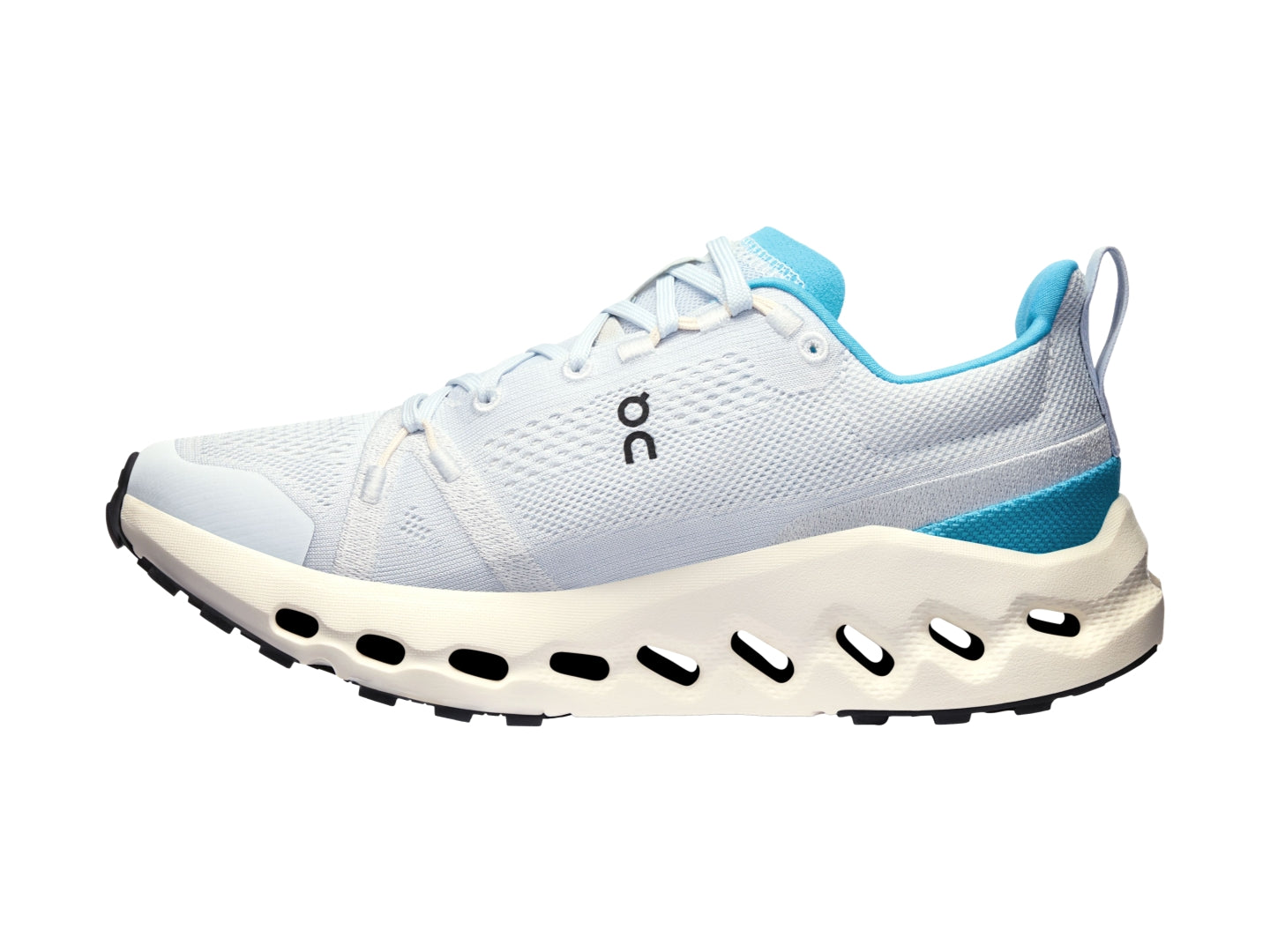 Tenis On Cloud Surfer Trail Ivory Para Mujer
