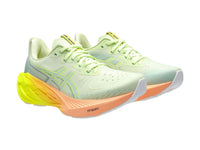 Tenis ASICS Novablast 4 Verde y Amarillo para Mujer