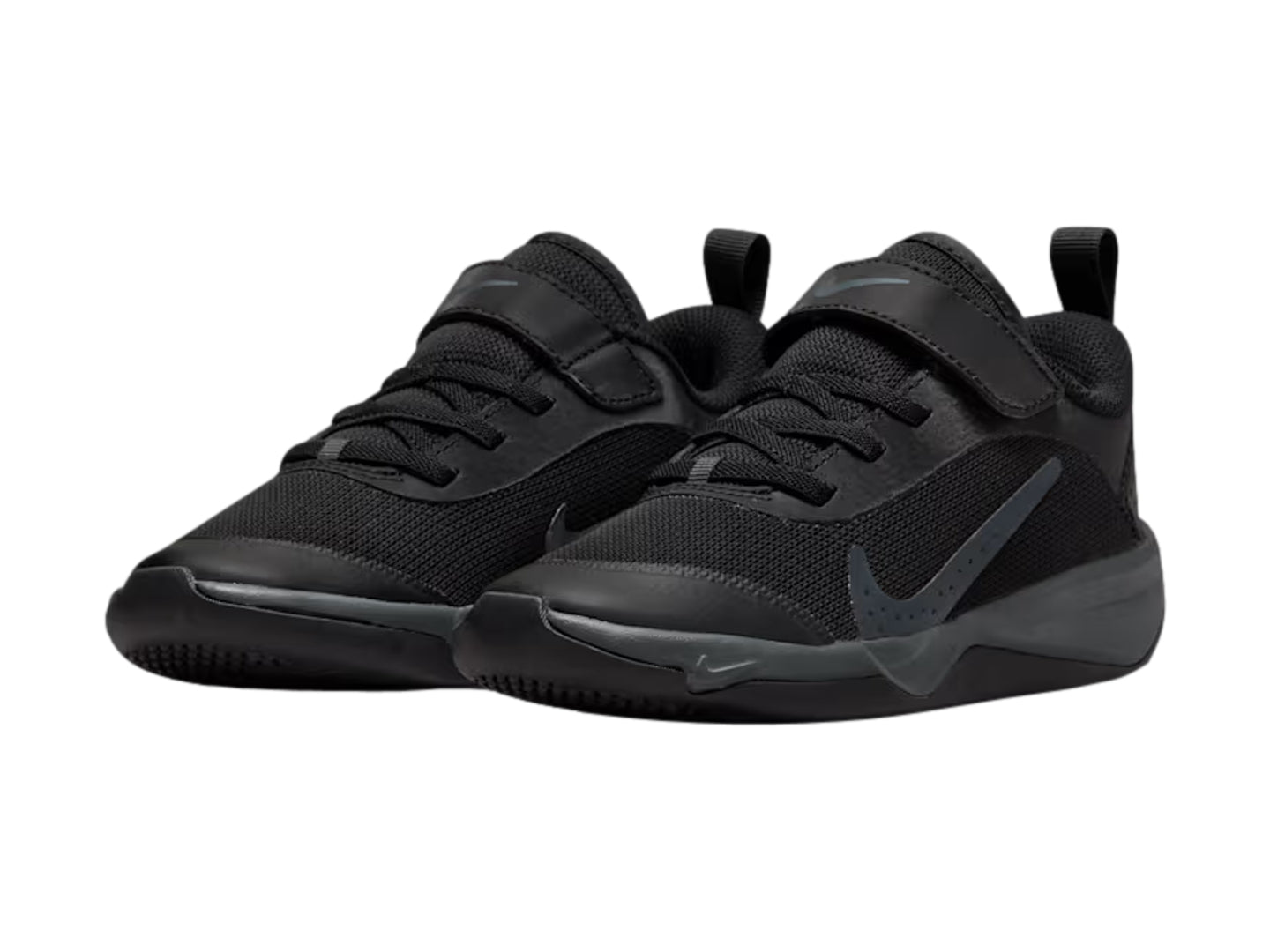 Tenis Nike Omni Multi-Court Negro para Niño