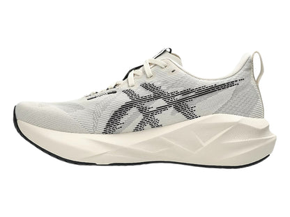 Tenis ASICS Novablast 5 Color Avena para Hombre