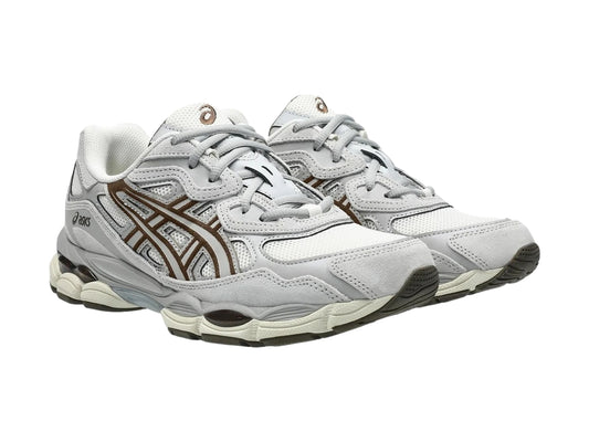 Tenis ASICS GEL-NYC Crema y Gris para Hombre