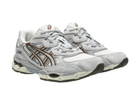 Tenis ASICS GEL-NYC Crema y Gris para Hombre
