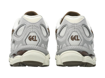 Tenis ASICS GEL-NYC Crema y Gris para Hombre